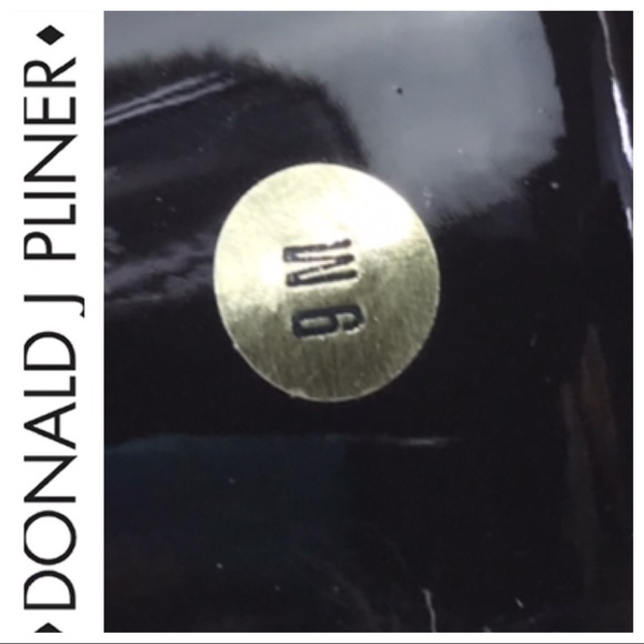 💕SALE💕Donald J Pliner Golden Grommet Strap Heels - Picture 7 of 8